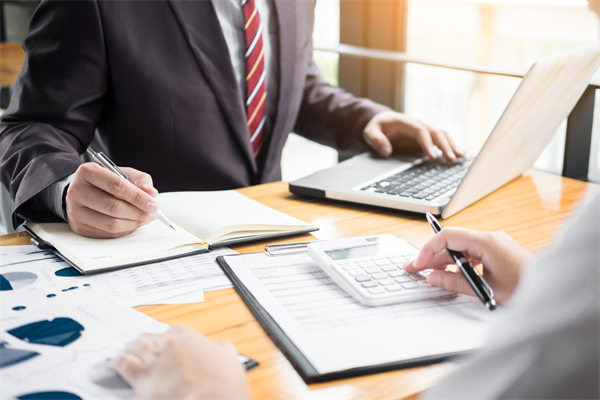 企業(yè)管理之要讓員工跟隨你，保持一致