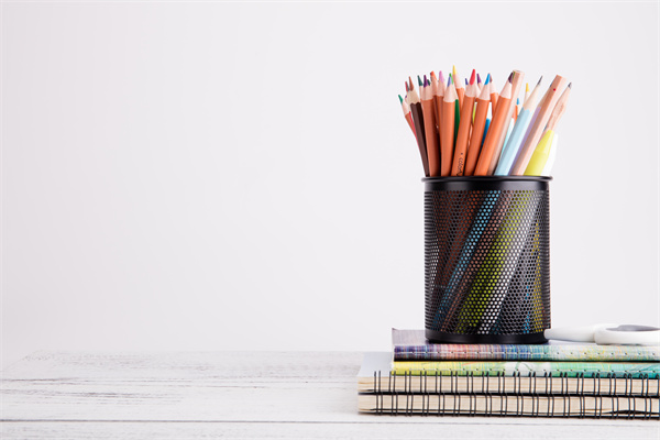 企業(yè)管理水平的提高要從管理層自身抓起，從現(xiàn)場抓起