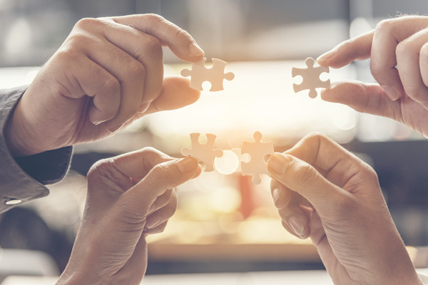 如何利用大數(shù)據(jù)驅(qū)動企業(yè)戰(zhàn)略決策？