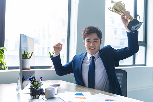 合理控制薪酬成本，提高企業(yè)利潤與員工福利水平