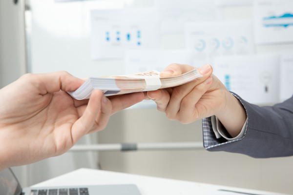 全球化下如何制定跨文化、跨區(qū)域的薪酬策略？