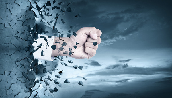 跨越鴻溝：如何運(yùn)用變革管理應(yīng)對(duì)企業(yè)挑戰(zhàn)？