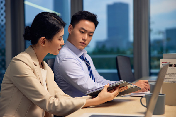 以客戶為中心的績效管理：關(guān)注客戶需求，提升滿意度