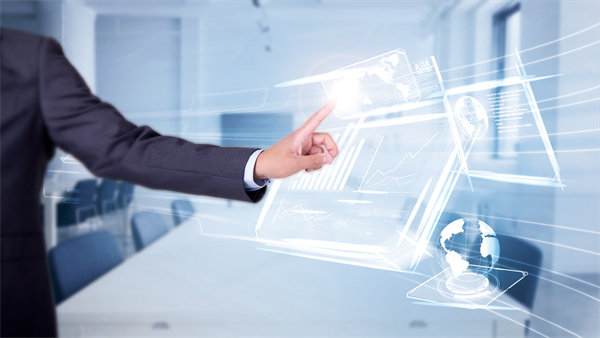 緊扣市場需求，調(diào)整年度經(jīng)營計劃，增強(qiáng)企業(yè)競爭力