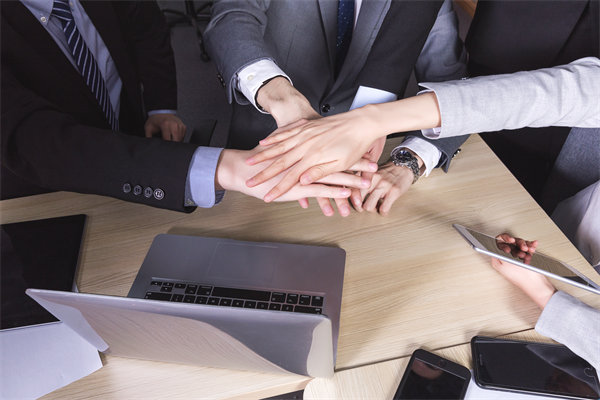 跨部門溝通與協(xié)作：企業(yè)管理中的挑戰(zhàn)與解決方案？