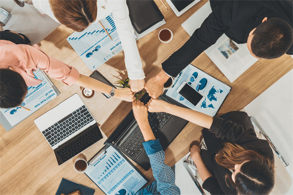 如何構(gòu)建核心競(jìng)爭力以實(shí)現(xiàn)可持續(xù)發(fā)展戰(zhàn)略？