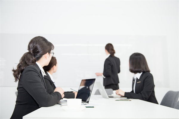 成本削減與效益增長(zhǎng)，咨詢?nèi)绾握业阶罴哑胶恻c(diǎn)？