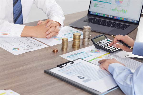 企業(yè)管理固化提升空間有限，如何進(jìn)行商業(yè)重組突圍？