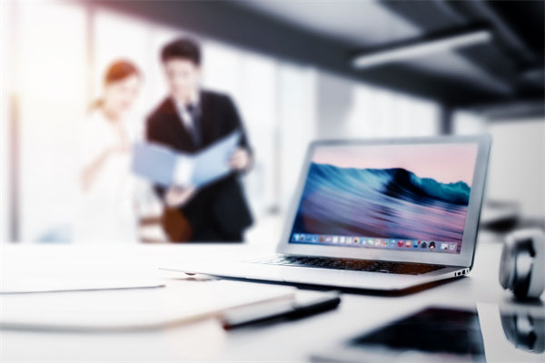 遭遇市場波動時，如何靈活調(diào)整年度經(jīng)營計劃？