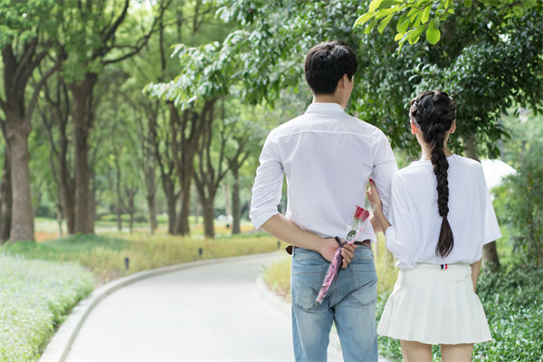 廣東一公司發(fā)錢鼓勵員工談戀愛，品牌營銷怎么看？