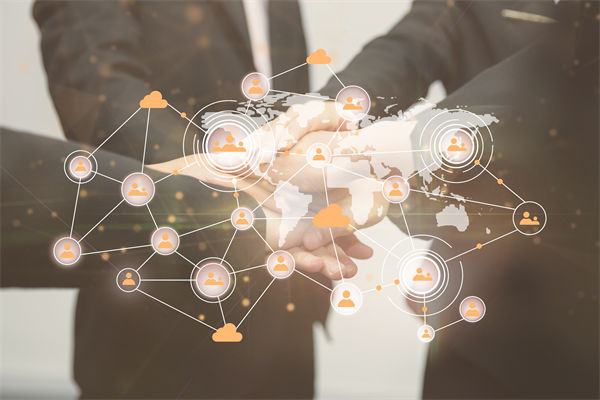 戰(zhàn)略執(zhí)行過程中，如何建立高效溝通與協(xié)作機(jī)制？