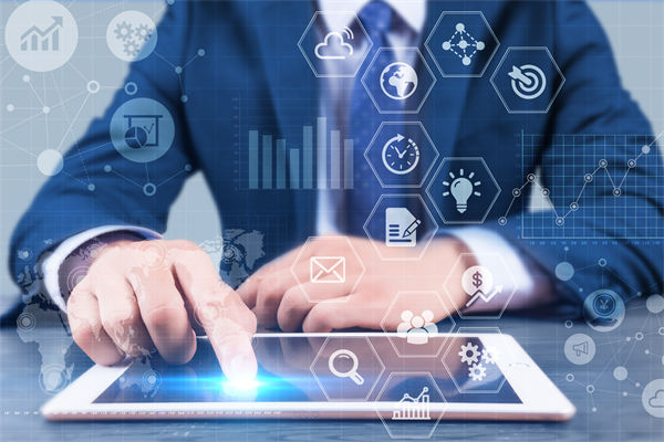 制定年度經(jīng)營(yíng)計(jì)劃時(shí)，如何平衡創(chuàng)新與風(fēng)險(xiǎn)？