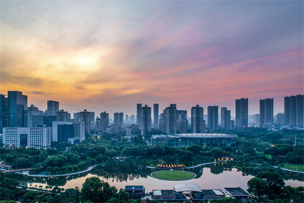 佛山預(yù)算管理咨詢公司如何助力企業(yè)實現(xiàn)預(yù)算精準(zhǔn)控制？