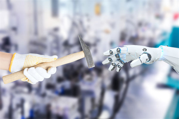 員工對數(shù)字化管理抵觸，推進(jìn)遇阻，怎樣化解難題？