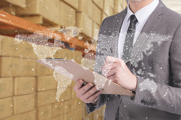 在全球化背景下，集成供應(yīng)鏈面臨哪些挑戰(zhàn)與機(jī)遇？