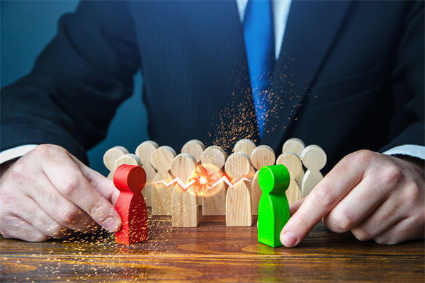 新老業(yè)務(wù)沖突不斷，企業(yè)戰(zhàn)略管理如何平衡布局？