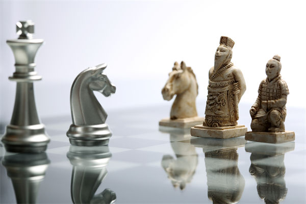 集團(tuán)管控松散低效？如何平衡集權(quán)分權(quán)激活子公司動(dòng)能？