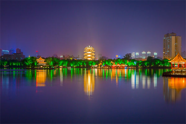 營銷轉(zhuǎn)化率低迷？濟南營銷咨詢公司如何精準(zhǔn)打通獲客變現(xiàn)鏈路？