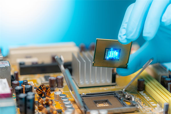 市場瞬息萬變，企業(yè)戰(zhàn)略怎樣快速調(diào)整搶占先機？