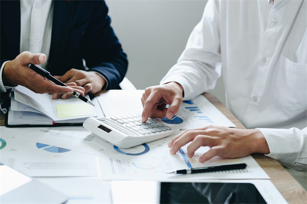 暑期檔電影票房破115億，預算管理咨詢怎么看？