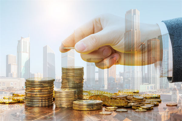 薪酬結(jié)構(gòu)與戰(zhàn)略脫節(jié)，薪酬咨詢?cè)鯓哟罱ㄟm配體系？